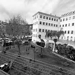 Homeholidaysanremo - Palace Санремо