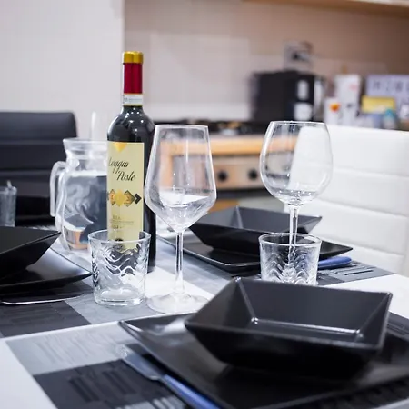 Homeholidaysanremo - Palace * Sanremo