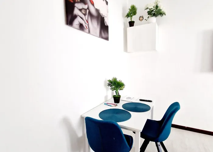 Homeholidaysanremo - Palace 아파트