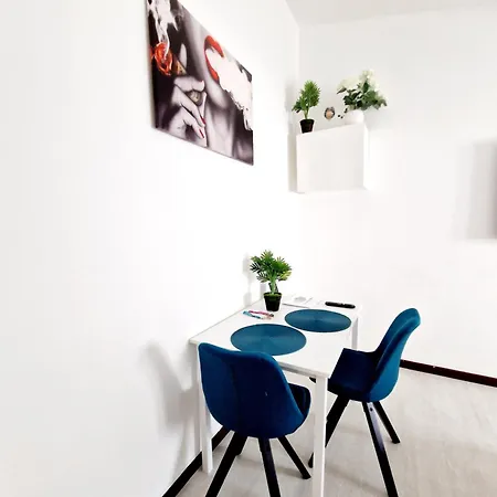 Homeholidaysanremo - Palace Apartmán