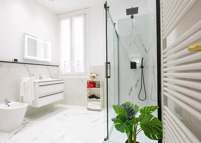 Homeholidaysanremo - Palace Lägenhet *