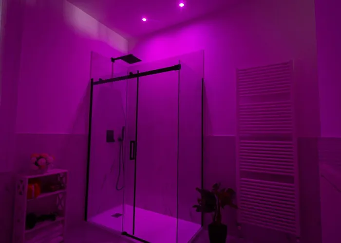 Homeholidaysanremo - Palace *