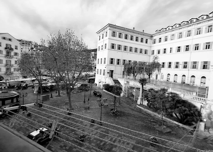 Homeholidaysanremo - Palace Sanremo